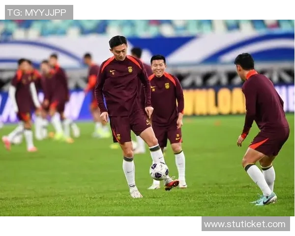 蒋圣龙入选亚足联18强赛最佳阵容候选成为国足唯一代表引发热议